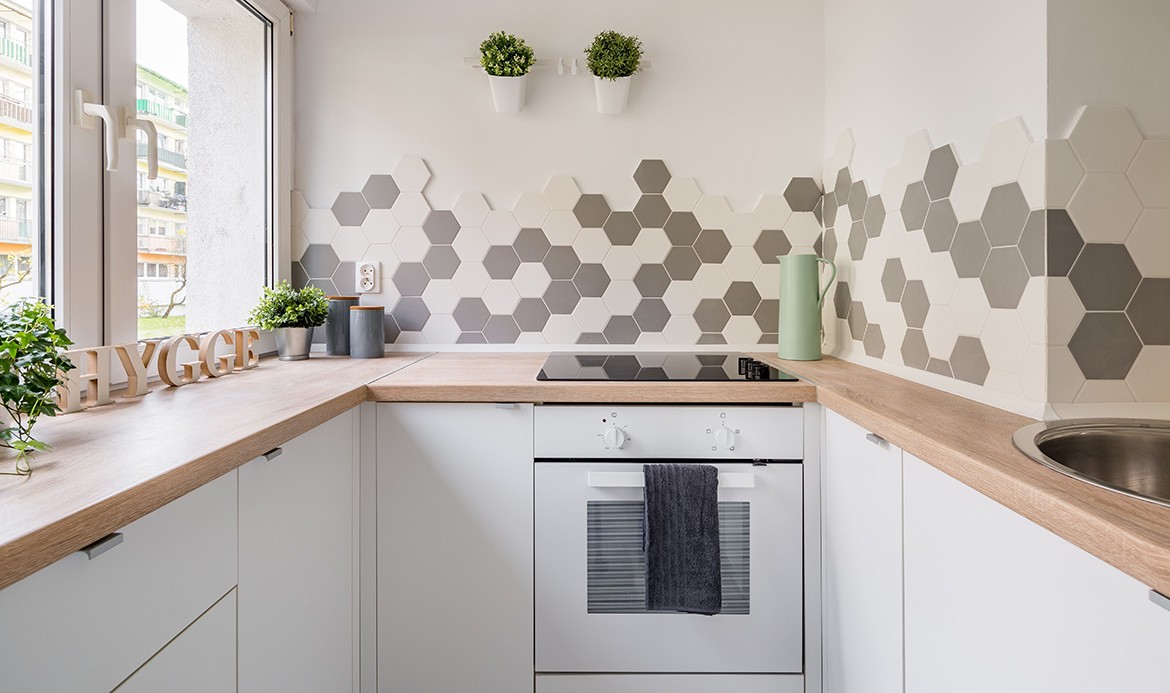 Cómo pintar los azulejos de la cocina paso a paso