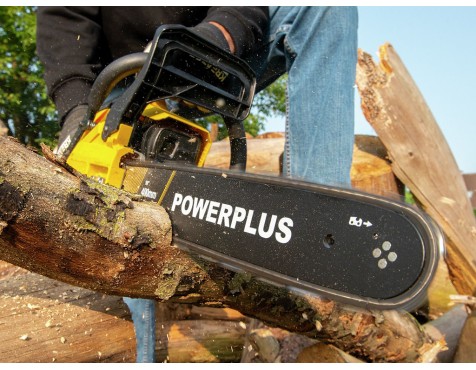 Motoserra A Gasolina Powerplus poweg10243