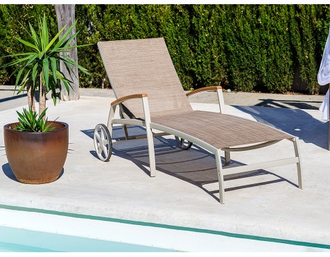 Tumbona Jardín Essence Eucalipto Beige