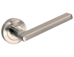 Juego Manillas Puerta Roseta Plata Níquel