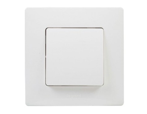 Interruptor Conmutador Legrand Niloé Blanco
