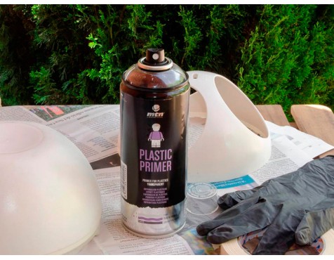 Spray Imprimación Plásticos Montana Colors